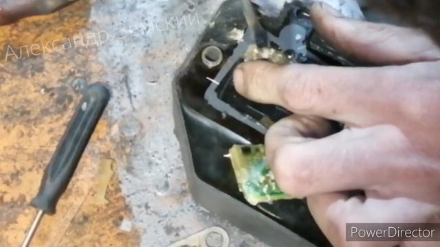 Разбираю модуль зажигания / катушку зажигания с ВАЗ 2110, 2112. Что внутри?