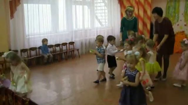 Осенний утренник группы "Маргаритки" 26.10.2016 Часть 3 смотреть онлайн