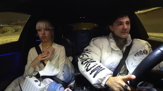 НАГЛАЯ ЧСВ ИЩЕТ ПАПИКА / ВЫСАДИЛ ГОЛУЮ НА ТРАССЕ В МОРОЗ смотреть онлайн