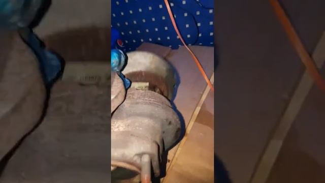 Checking Turbo Play in Garrett Turbo from Saab B204E Engine смотреть онлайн