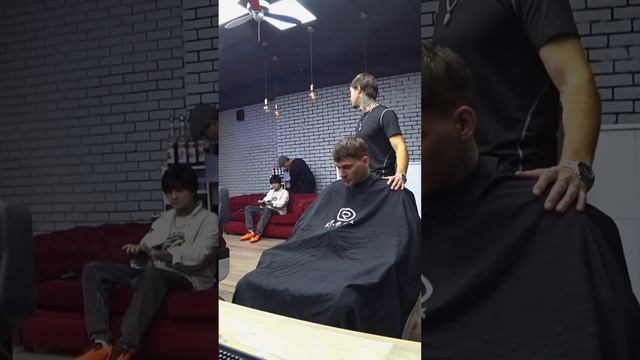 Конфликт в барбершопе. Полный выпуск уже на канале. смотреть онлайн