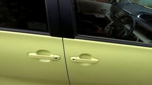 TOYOTA SIENTA полный обзор