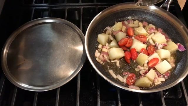 How To Make Delicious Rosemary Potatoes смотреть онлайн