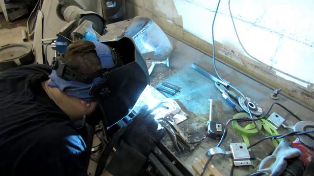 BUILDING PORSCHE 911 DOOR HANDLES AND LATCHES! **RAT ROD PORSCHE** смотреть онлайн