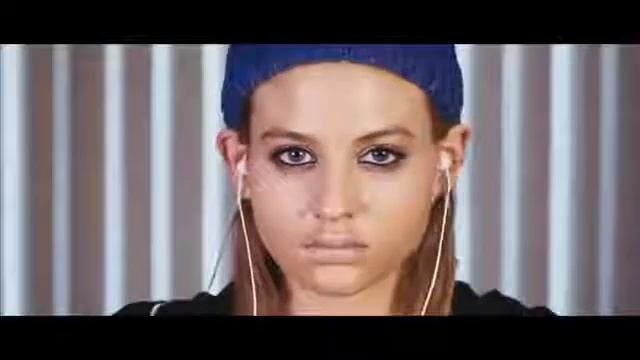 Lenovo A319 with Dolby® смотреть онлайн