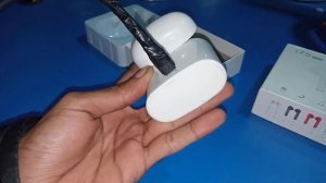 Apple AirPods wireless headphones review