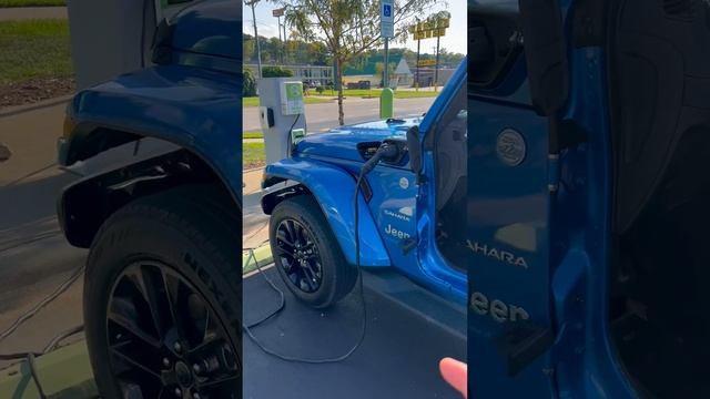 Why I Drive with AC on, Doors and Top Off смотреть онлайн