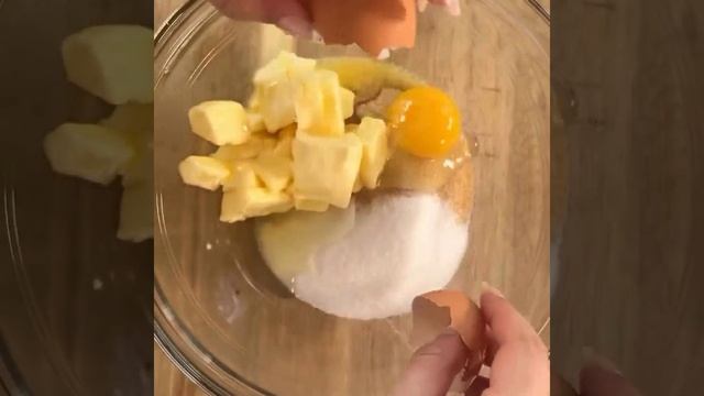 Печенье с сердцевинкой из фисташковой пасты