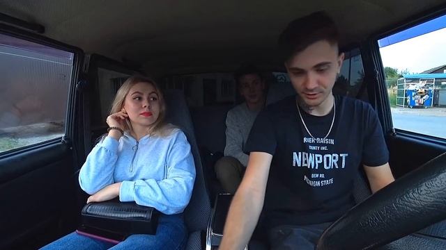ПАССАЖИРКА В ШОКЕ ОТ ТАКОЙ ЖИГИ / ТАКСУЕМ НА ЖИГУЛИ смотреть онлайн