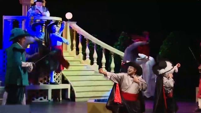 Сюжет "Театральная страница" смотреть онлайн