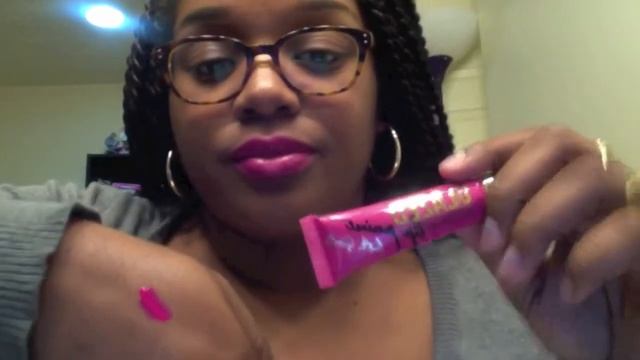 LA Girl Glazed Lip Paints Swatches смотреть онлайн