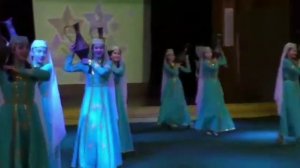 Ансамбль Гульдесте Крымскотатарский танец с кувшинами                               Сайде Велиева