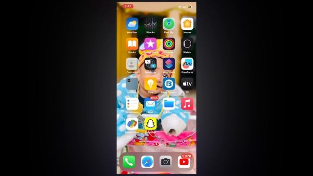 How to hide apps in iphone || How to hide app in app library || iphones apps hide from app library смотреть онлайн