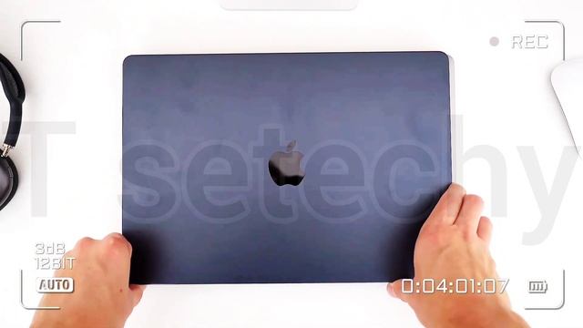 M2 MacBook Air 15” - Unboxing & First Look! | MacBook Air M2 15 inch review смотреть онлайн