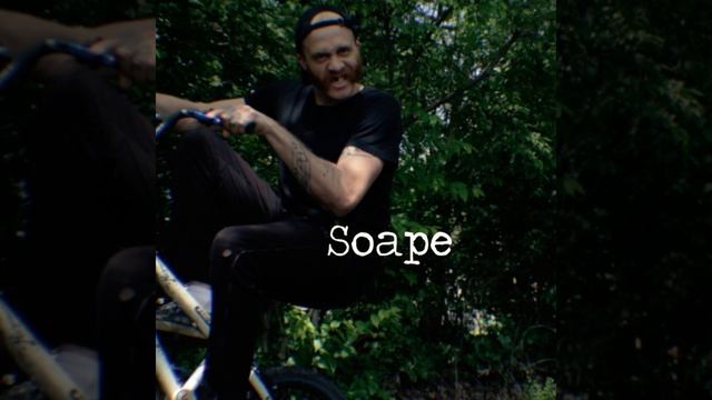 Glass Apple смотреть онлайн