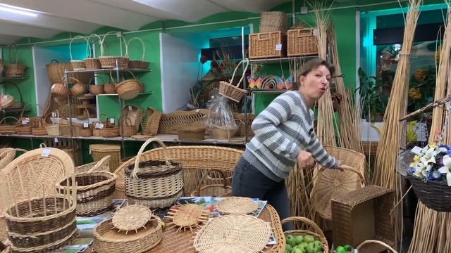 Русская ива. Видео-обзор. Приглашаем на курсы лозоплетения смотреть онлайн