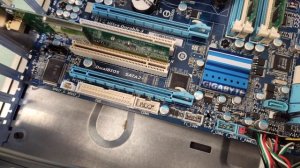 Como instalar um PCI / PCI express