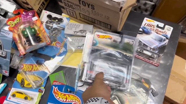 HOT WHEELS HUNTING! Getting The Latest Car cultures смотреть онлайн