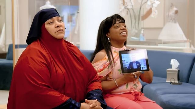 Bride's Surprising Choice After 4 Hours Of Trying On Dresses! | Say Yes To The Dress смотреть онлайн