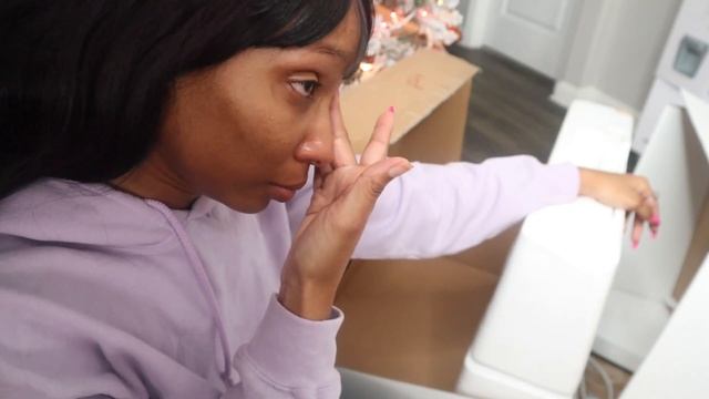 SHE SURPRISED ME WITH AN iMAC! BEST BDAY GIFT EVER🎁(VERY EMOTIONAL) l 12 DAYS OF CHRISTMAS, DAY 7🎄 смотреть онлайн