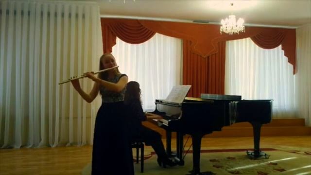 Отчетный концерт учащихся ДМШ № 41, посвященный Дню района смотреть онлайн