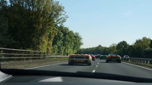 25,000HP Worth of Lamborghini's in Convoy! | Auto Italia 2018 смотреть онлайн