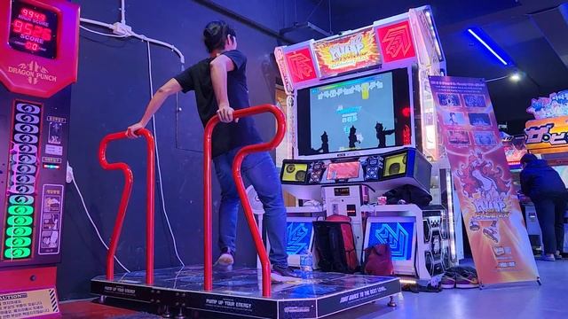 Bad Apple!! feat. Nomico -FULL SONG- D22 смотреть онлайн