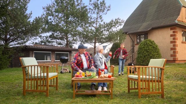 Садовая мебель  - уютная и недорогая в Бауцентре!