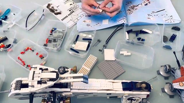 Lego #10195 Star Wars Republic Dropship with AT-OT (Replica) Speed Build & Pictures смотреть онлайн