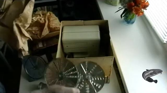 Капсула времени электро мясорубка 1998 год