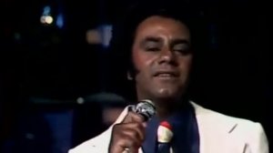 Johnny Mathis  -  Windmills Of Your Mind. (Live).