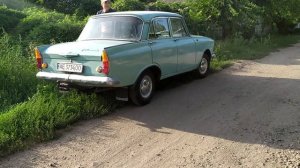 Экспортный вариант Москвич АЗЛК,1969 года выпуска, коробка на руле, модель с четырьмя фарами!