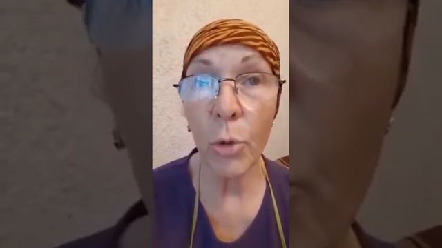 Женщина про Россию и Москвичей смотреть онлайн