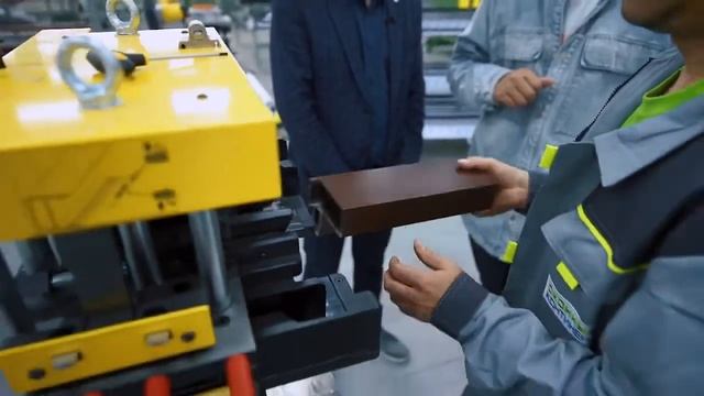 Делаем гидроизоляцию на стройке у ,,ТРАНСФОРМАТОРА,,