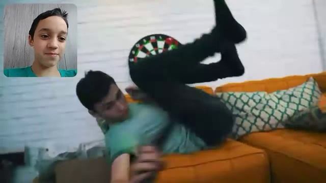 ПЕРЕКЛЮЧАТЕЛЬ ЖАНРОВ - РЕАКЦИЯ смотреть онлайн