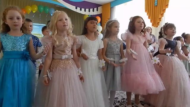 про нас и детский сад....Некрасова смотреть онлайн