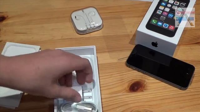 Unpacking IPhone 5S + Case (Aloulchannel) смотреть онлайн