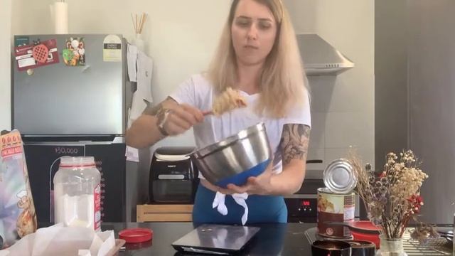 Eats By Emm low calorie 3 ingredient apple cake смотреть онлайн