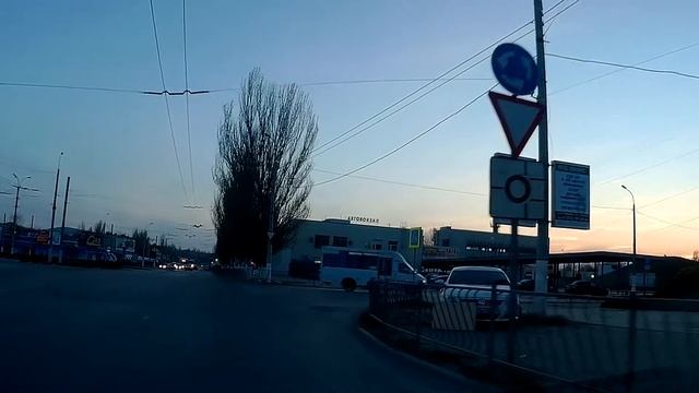 В Керчи продают клуПнику смотреть онлайн