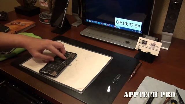 iPhone XS Max OLED Cracked Screen Repair! смотреть онлайн