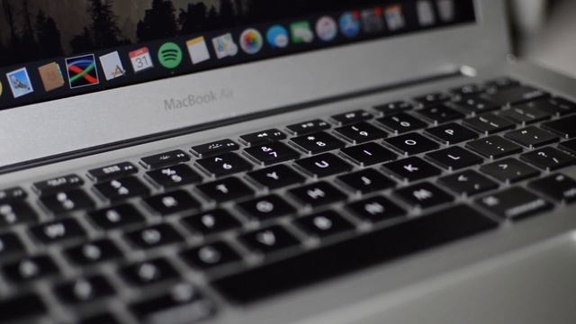 Niko MacBook Air Ad смотреть онлайн