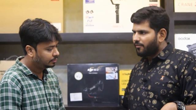 தெறிக்கவிடலாம் A To Z YOUTUBE Gadgets at One Place - Chennai Cameras - Vlogging Kit - Tamil смотреть онлайн