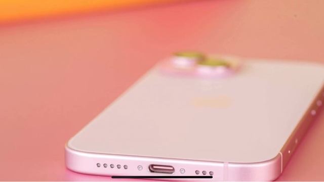 iPhone 17 and 17 Plus to get 120Hz displays with Always-on ||