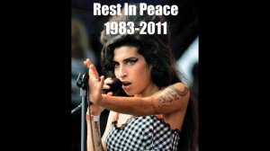Amy Winehouse - Me & Mr. Jones (iTunes Festival London) (HQ)