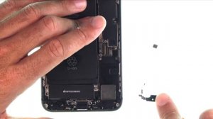 Tutoriel iPhone 8 Plus : remplacer le vibreur Taptic engine