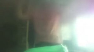 Тупой школьник танцует в маске анонимуса под клаву кока и нилета