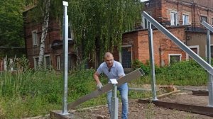 Полевая cистема B2.SOLAR на 12 солнечных модулей в портретной ориентации. Видеоинструкция по монтаж