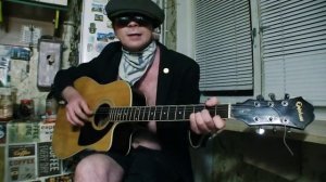 Разведёнка с прицепом ж..па есть а мозга нету.