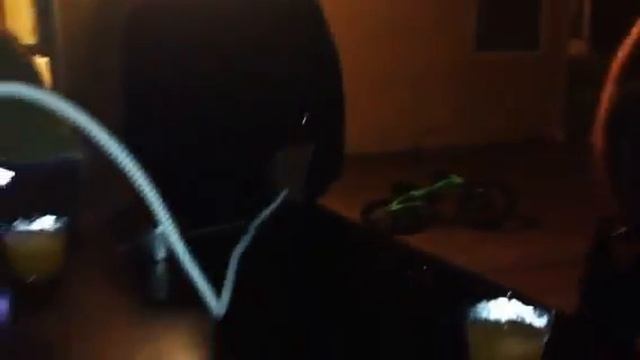 Daughter mother smoke out