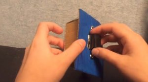 Вызывной пост для лифта из картона